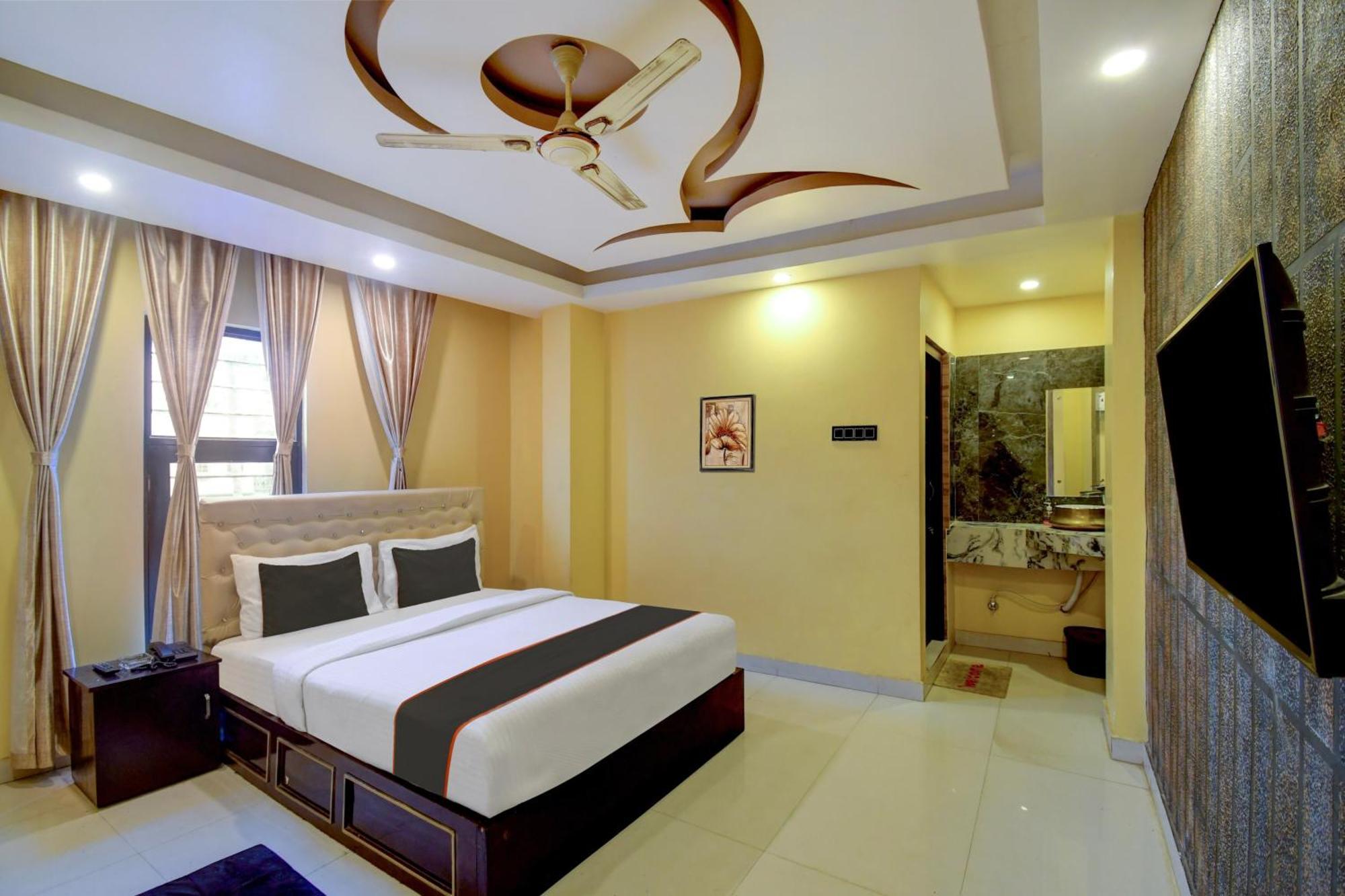 Collection O Silver Orchid Kolkata